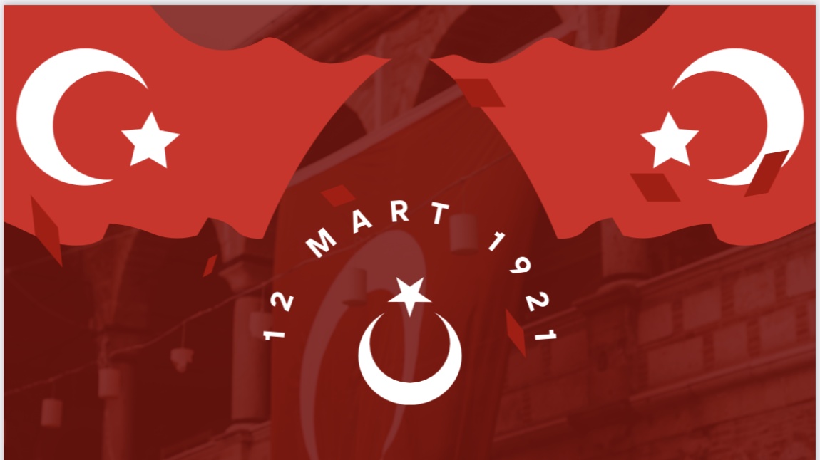 Korkma, sönmez bu şafaklarda yüzen al sancak!